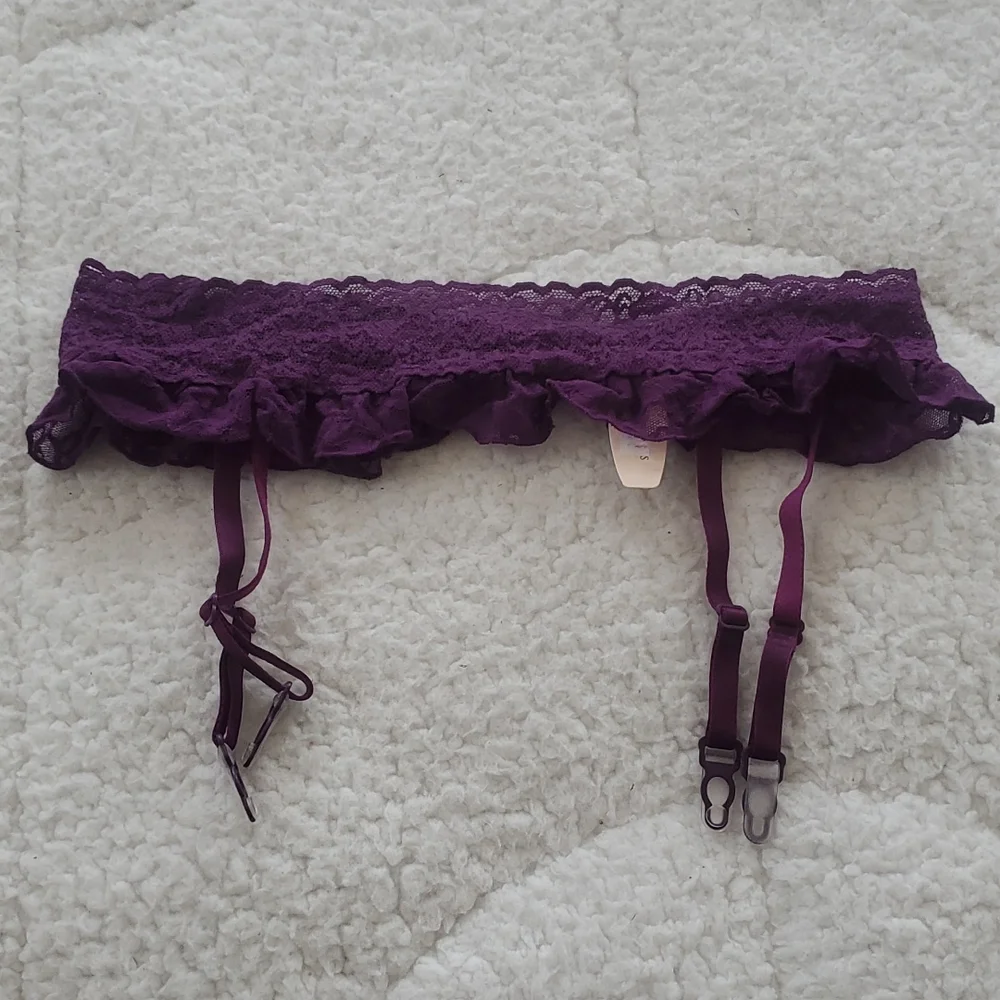 Victoria's Secret Purple/Fushia Garter Belt Bundle - Picture 12 of 17